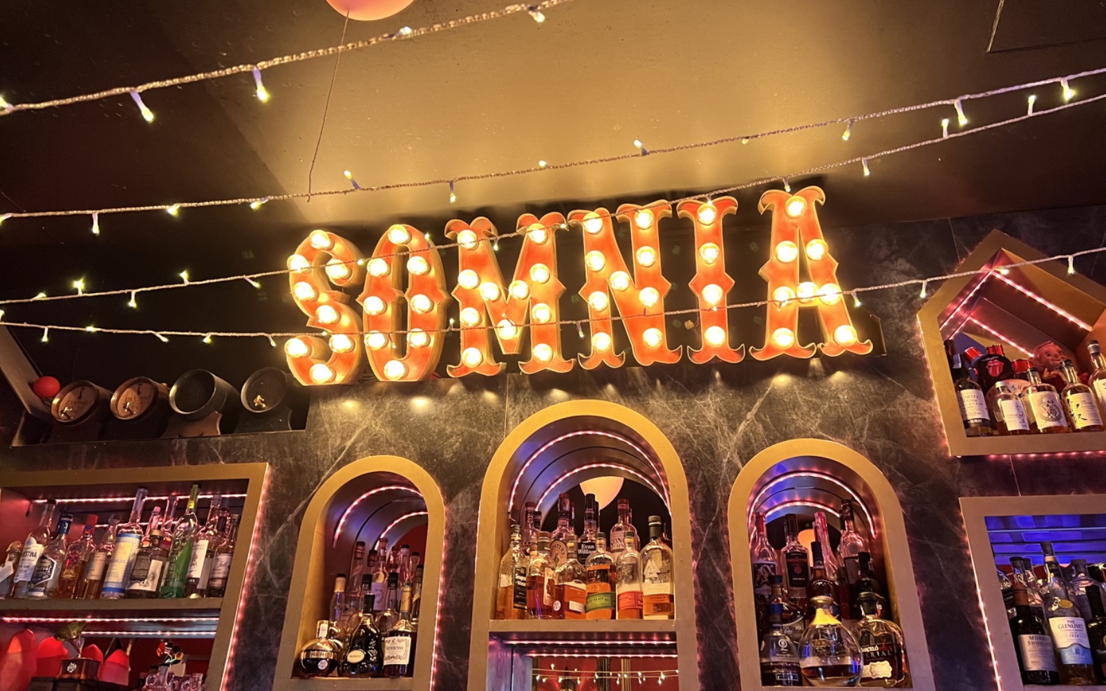 Dreamy Coctkails and a Circus Atmosphere at Barcelona’s Somnia Bar